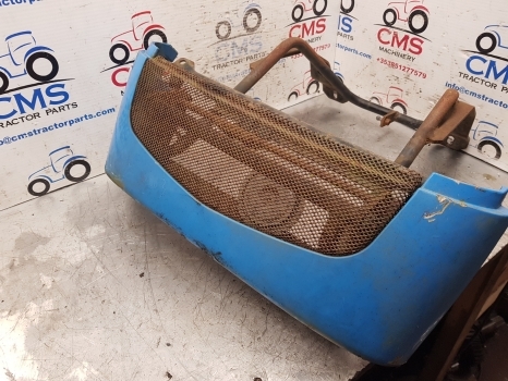 Landini Vision 105 Front Grill Lower Linkage 3652631m94; 3652912m1; 3652907m91 - Calandre pour Tracteur agricole: photos 2 Landini Vision 105 Front Grill Lower Linkage 3652631m94; 3652912m1; 3652907m91 - Calandre pour Tracteur agricole: photos 2