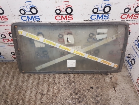 Massey Ferguson 300, 350, 375, 390, 398, 399 Cab Glass Rear Window 3477716m1 - Fenêtre et pièces pour Tracteur agricole: photos 2 Massey Ferguson 300, 350, 375, 390, 398, 399 Cab Glass Rear Window 3477716m1 - Fenêtre et pièces pour Tracteur agricole: photos 2