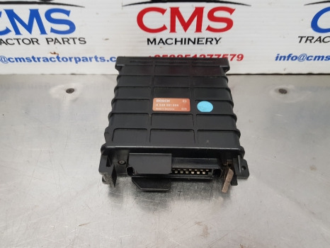Massey Ferguson 3070, 3000, 3100 Ecu, Electronic Hitch Control Unit 0538201008 - Bloc de gestion: photos 3 Massey Ferguson 3070, 3000, 3100 Ecu, Electronic Hitch Control Unit 0538201008 - Bloc de gestion: photos 3