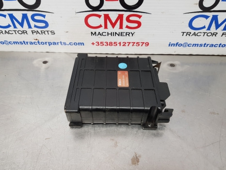 Massey Ferguson 3070, 3000, 3100 Ecu, Electronic Hitch Control Unit 0538201008 - Bloc de gestion: photos 2 Massey Ferguson 3070, 3000, 3100 Ecu, Electronic Hitch Control Unit 0538201008 - Bloc de gestion: photos 2