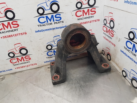 Massey Ferguson 5400, 6400, 3000 Ser 5455 Front Axle Bracket 3712093m11, 3712093 - Suspension: photos 1 Massey Ferguson 5400, 6400, 3000 Ser 5455 Front Axle Bracket 3712093m11, 3712093 - Suspension: photos 1