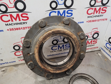 Massey Ferguson 5450, 5609 Front Axle Hub Bolt Plate 7330600701, 733.06.007.01 - Essieu avant: photos 3 Massey Ferguson 5450, 5609 Front Axle Hub Bolt Plate 7330600701, 733.06.007.01 - Essieu avant: photos 3