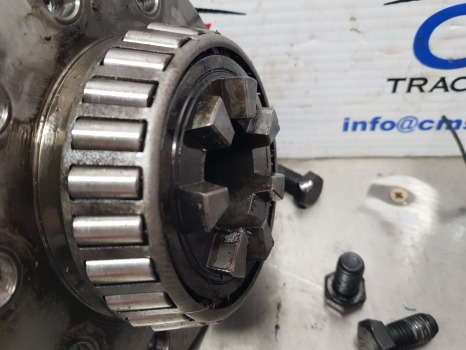 Essieu avant Massey Ferguson 5612, 5613, 5712 Front Axle Differential 7250410104, 7250470501: photos 7