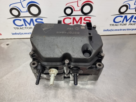 Massey Ferguson 5713, Valtra, Fendt , Def Filter Module V837074846, 837074846 - Injecteur: photos 1 Massey Ferguson 5713, Valtra, Fendt , Def Filter Module V837074846, 837074846 - Injecteur: photos 1