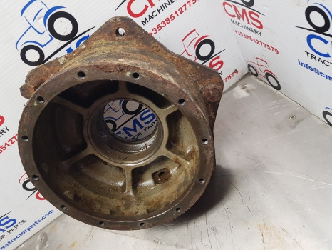 Massey Ferguson 690, 590, 699, 698 Front Axle Hub Bolt Plate 1423784m3, 1423784 - Essieu avant: photos 4 Massey Ferguson 690, 590, 699, 698 Front Axle Hub Bolt Plate 1423784m3, 1423784 - Essieu avant: photos 4