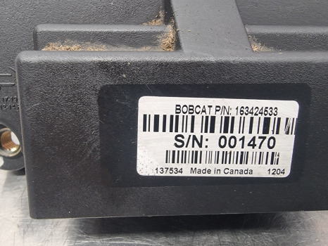 Massey Ferguson 9306, Th Bobcat Ecu Control Unit 3970115m1, 16342533 - Bloc de gestion: photos 3 Massey Ferguson 9306, Th Bobcat Ecu Control Unit 3970115m1, 16342533 - Bloc de gestion: photos 3