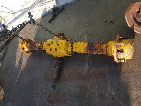 Matbro Clark-hurth 172/393 Axle 172/393 314150, 73806066769, 2707b, 73806066769 - Essieu arrière: photos 1 Matbro Clark-hurth 172/393 Axle 172/393 314150, 73806066769, 2707b, 73806066769 - Essieu arrière: photos 1