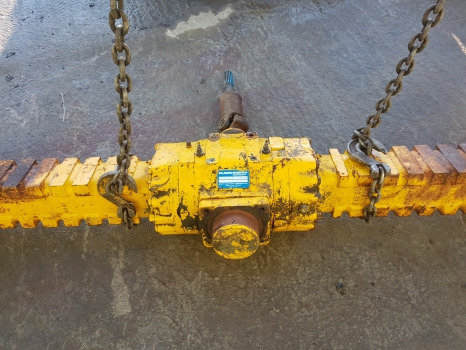 Matbro Clark-hurth 172/393 Axle 172/393 314150, 73806066769, 2707b, 73806066769 - Essieu arrière: photos 4 Matbro Clark-hurth 172/393 Axle 172/393 314150, 73806066769, 2707b, 73806066769 - Essieu arrière: photos 4