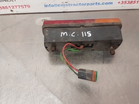 Mccormick Mc115, Mc95, Mc115 Rear Tail Ligh 418699a1, 418700a1 - Feu arrière pour Tracteur agricole: photos 4 Mccormick Mc115, Mc95, Mc115 Rear Tail Ligh 418699a1, 418700a1 - Feu arrière pour Tracteur agricole: photos 4