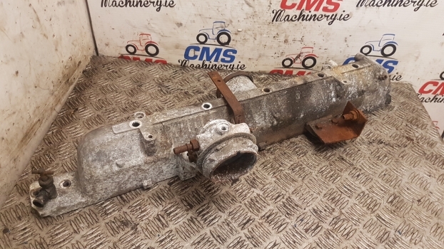 New Holland Case Tm, Mxm, Tm130, Tm120 Engine Intake Manifold 87803273, 87802766 - Collecteur d'admission pour Tracteur agricole: photos 1 New Holland Case Tm, Mxm, Tm130, Tm120 Engine Intake Manifold 87803273, 87802766 - Collecteur d'admission pour Tracteur agricole: photos 1