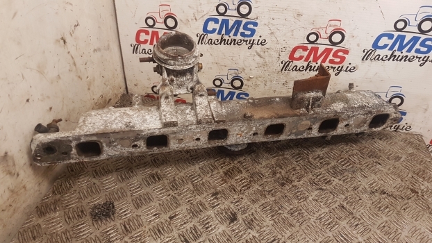 New Holland Case Tm, Mxm, Tm130, Tm120 Engine Intake Manifold 87803273, 87802766 - Collecteur d'admission pour Tracteur agricole: photos 2 New Holland Case Tm, Mxm, Tm130, Tm120 Engine Intake Manifold 87803273, 87802766 - Collecteur d'admission pour Tracteur agricole: photos 2