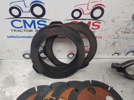 New Holland Lm435a Dana Spicer Brake Actuator Disc Kit 112.07.610.02; 85813919 - Disques de frein pour Chariot télescopique: photos 4 New Holland Lm435a Dana Spicer Brake Actuator Disc Kit 112.07.610.02; 85813919 - Disques de frein pour Chariot télescopique: photos 4