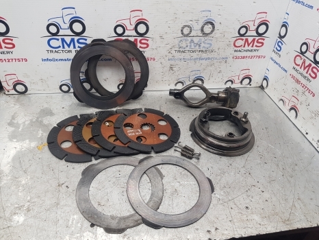New Holland Lm435a Dana Spicer Brake Actuator Disc Kit 112.07.610.02; 85813919 - Disques de frein pour Chariot télescopique: photos 1 New Holland Lm435a Dana Spicer Brake Actuator Disc Kit 112.07.610.02; 85813919 - Disques de frein pour Chariot télescopique: photos 1