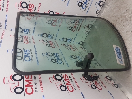 New Holland T4, T5 T5.95 Cab Rear Curved Glass Lhs 84224147, 84224277, 81871681 - Fenêtre et pièces pour Tracteur agricole: photos 2 New Holland T4, T5 T5.95 Cab Rear Curved Glass Lhs 84224147, 84224277, 81871681 - Fenêtre et pièces pour Tracteur agricole: photos 2