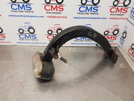 New Holland T6.180, Case Maxxum 115 Front Indicator Light Support Rhs 47705340 - Lumière/ Éclairage pour Tracteur agricole: photos 2 New Holland T6.180, Case Maxxum 115 Front Indicator Light Support Rhs 47705340 - Lumière/ Éclairage pour Tracteur agricole: photos 2