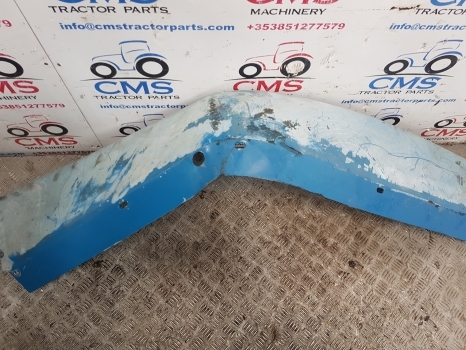 New Holland Tm, Ts, Tl, 40, 60, 35 Series. Mudguard Fender Lhs 82007488 - Aile pour Tracteur agricole: photos 4 New Holland Tm, Ts, Tl, 40, 60, 35 Series. Mudguard Fender Lhs 82007488 - Aile pour Tracteur agricole: photos 4