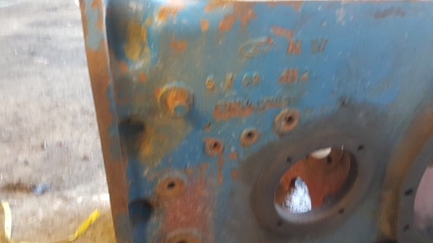 Transmission pour Tracteur agricole Old Stock Old Stock Transmission Backend Housing E2nn4024ce: photos 8