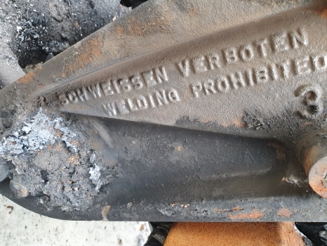 Fendt 724 S4 Axle, Engine, Transmission, Lift, Linkage Parts Nut Dismantling - Pièces de rechange pour Tracteur agricole: photos 5 Fendt 724 S4 Axle, Engine, Transmission, Lift, Linkage Parts Nut Dismantling - Pièces de rechange pour Tracteur agricole: photos 5