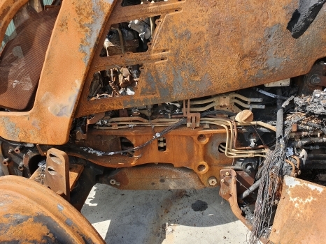 Fendt 724 S4 Axle, Engine, Transmission, Lift, Linkage Parts Nut Dismantling - Pièces de rechange pour Tracteur agricole: photos 1 Fendt 724 S4 Axle, Engine, Transmission, Lift, Linkage Parts Nut Dismantling - Pièces de rechange pour Tracteur agricole: photos 1