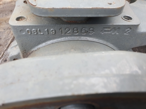 Kramer Kt 407 Front Rear Axle, Engine, Transmission, Frame Parts Nut - Pièces de rechange pour Chariot télescopique: photos 5 Kramer Kt 407 Front Rear Axle, Engine, Transmission, Frame Parts Nut - Pièces de rechange pour Chariot télescopique: photos 5