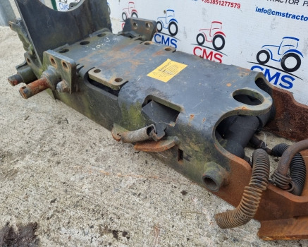 Kubota  M5092 Dromone Pick Up Hitch Complete  Ag2035886 - Pièces de rechange pour Tracteur agricole: photos 3 Kubota  M5092 Dromone Pick Up Hitch Complete  Ag2035886 - Pièces de rechange pour Tracteur agricole: photos 3