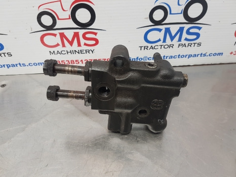 Same Dorado 85, Same, Lamborghini, Hydraulic Valve Assy 0.009.9964.3/20 - Hydraulique: photos 4 Same Dorado 85, Same, Lamborghini, Hydraulic Valve Assy 0.009.9964.3/20 - Hydraulique: photos 4