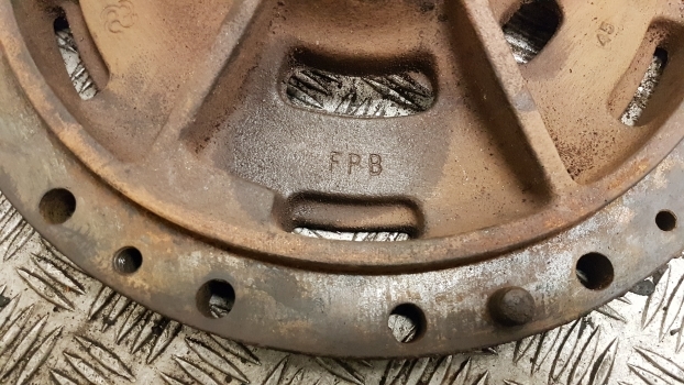 Same Rubin 120 Iron, Silver, Titan Rear Axle Flange 0.233.5431.0/30 - Essieu arrière pour Tracteur agricole: photos 3 Same Rubin 120 Iron, Silver, Titan Rear Axle Flange 0.233.5431.0/30 - Essieu arrière pour Tracteur agricole: photos 3