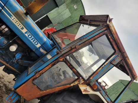 Sold Ford 2600, 3600, 4600, 4610 Complete Fritzmeier Cab M901 Sold - Cabine: photos 3 Sold Ford 2600, 3600, 4600, 4610 Complete Fritzmeier Cab M901 Sold - Cabine: photos 3