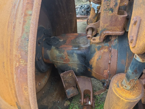 Valtra T4 Series T174ea Rear Half Axle Lhs Acv016004b, Acx250315b, Acx2503120 - Essieu arrière pour Machine agricole: photos 1 Valtra T4 Series T174ea Rear Half Axle Lhs Acv016004b, Acx250315b, Acx2503120 - Essieu arrière pour Machine agricole: photos 1