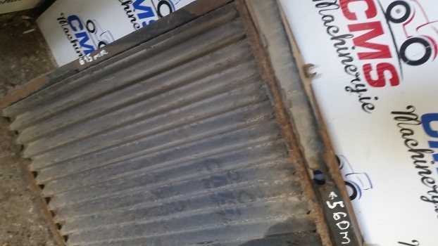 Zetor Radiator Grille - Calandre pour Tracteur agricole: photos 2 Zetor Radiator Grille - Calandre pour Tracteur agricole: photos 2