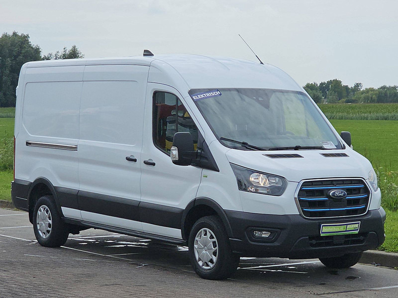 Ford E-Transit  68 Kwh elektrisch - Fourgon utilitaire, Utilitaire électrique: photos 4 Ford E-Transit  68 Kwh elektrisch - Fourgon utilitaire, Utilitaire électrique: photos 4