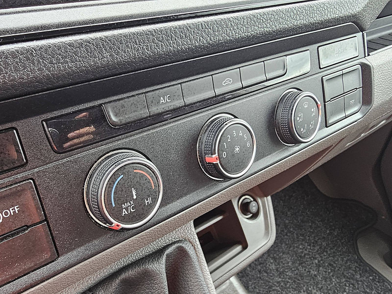Fourgon utilitaire Volkswagen Crafter 2.0 TDI L3H3: photos 9