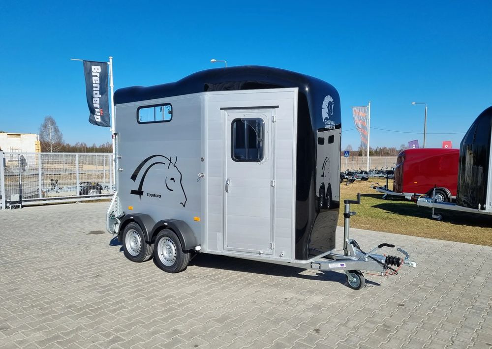 CHEVAL LIBERTÉ Touring Country + siodlarnia | przyczepa dla dwóch koni z rampą z przodu | 2000 kg DMC - Van chevaux: photos 1 CHEVAL LIBERTÉ Touring Country + siodlarnia | przyczepa dla dwóch koni z rampą z przodu | 2000 kg DMC - Van chevaux: photos 1