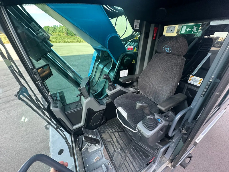 Fuchs MHL 360 AS NEW - Pelle de manutention: photos 5 Fuchs MHL 360 AS NEW - Pelle de manutention: photos 5