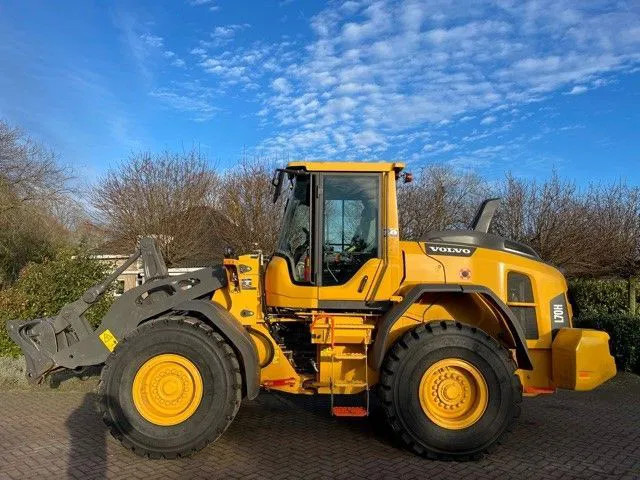 Volvo L70 H - Chargeuse sur pneus: photos 1 Volvo L70 H - Chargeuse sur pneus: photos 1