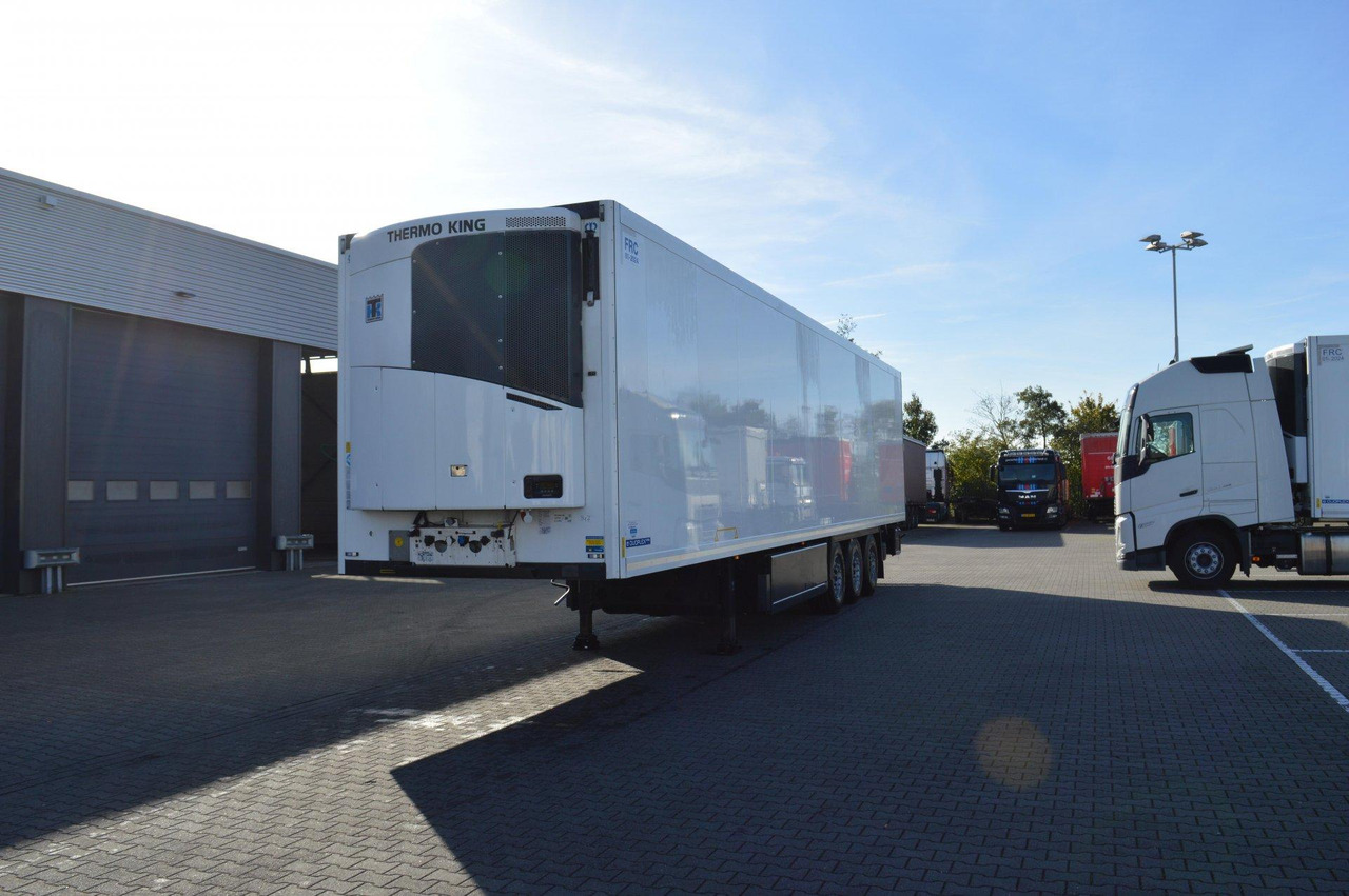 Krone SDR Cool Liner FP 60 ThermoKing SLXi 300 - Semi-remorque frigorifique: photos 1 Krone SDR Cool Liner FP 60 ThermoKing SLXi 300 - Semi-remorque frigorifique: photos 1
