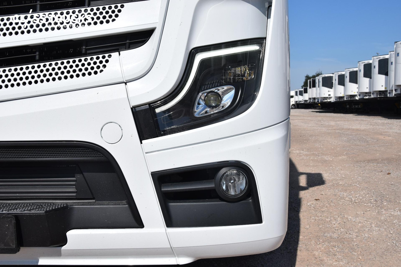 Mercedes-Benz Actros 5 1845 BigSpace - Tracteur routier: photos 4 Mercedes-Benz Actros 5 1845 BigSpace - Tracteur routier: photos 4