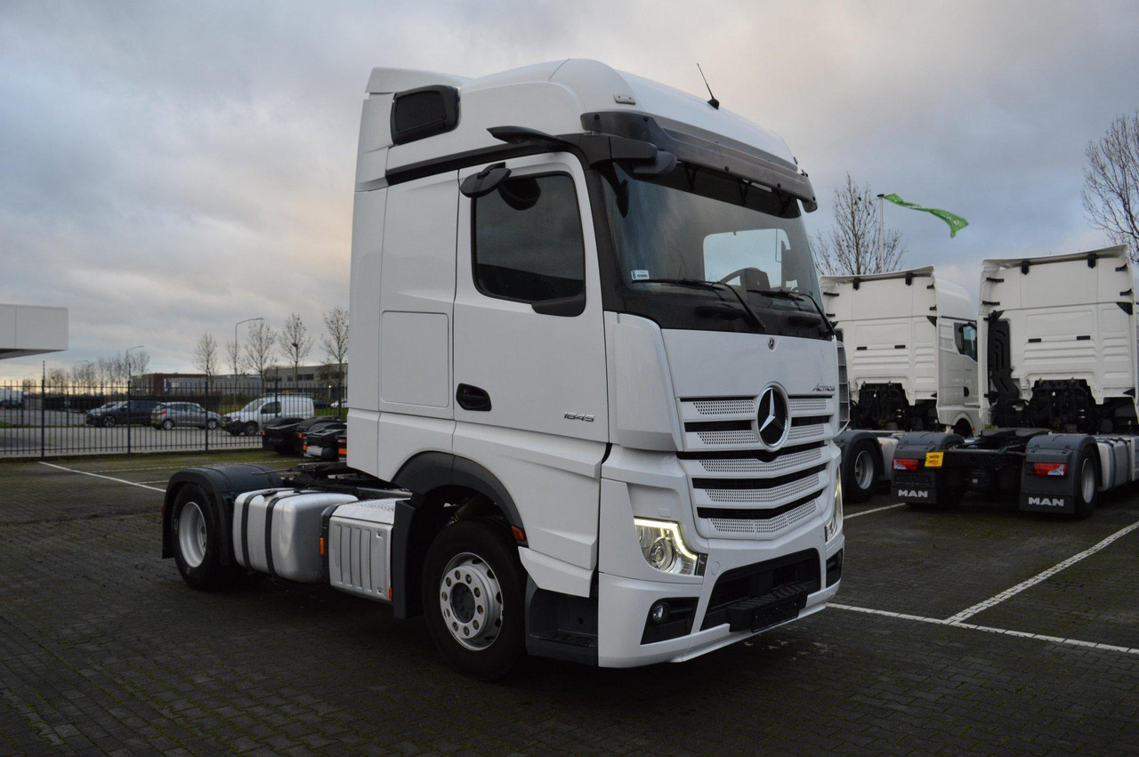 Mercedes-Benz Actros 5 1845 BigSpace - Tracteur routier: photos 3 Mercedes-Benz Actros 5 1845 BigSpace - Tracteur routier: photos 3