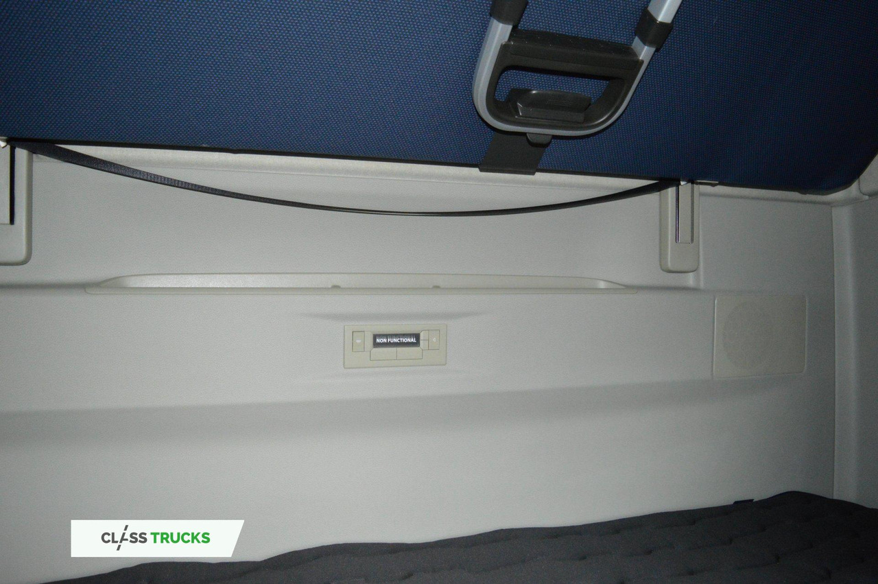 Tracteur routier Volvo FH 460 Globetrotter XL Varios i-Save: photos 15 Tracteur routier Volvo FH 460 Globetrotter XL Varios i-Save: photos 15