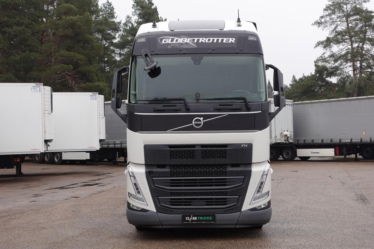 Volvo FH 460 Globetrotter XL i-Save I-ParkCool - Tracteur routier: photos 2 Volvo FH 460 Globetrotter XL i-Save I-ParkCool - Tracteur routier: photos 2