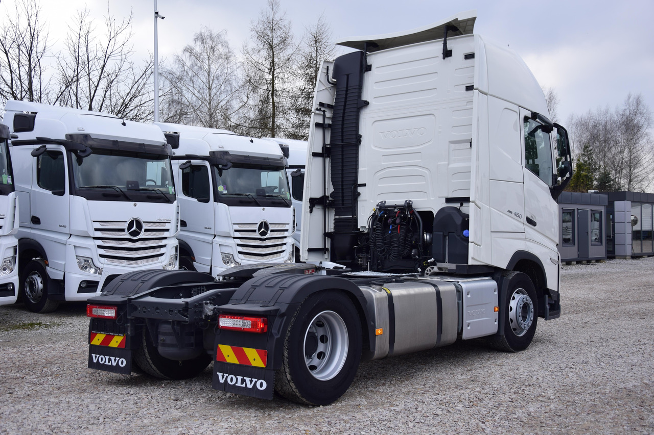 Volvo FH 460 Globetrotter XL i-Save I-ParkCool - Tracteur routier: photos 4 Volvo FH 460 Globetrotter XL i-Save I-ParkCool - Tracteur routier: photos 4