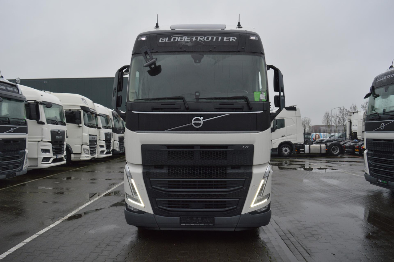 Volvo FH 460 Globetrotter XL i-Save - Tracteur routier: photos 2 Volvo FH 460 Globetrotter XL i-Save - Tracteur routier: photos 2
