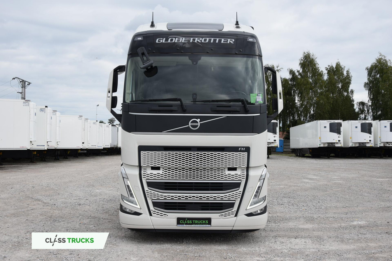 Volvo FH 460 Globetrotter XL i-Save Side Skirts - Tracteur routier: photos 2 Volvo FH 460 Globetrotter XL i-Save Side Skirts - Tracteur routier: photos 2