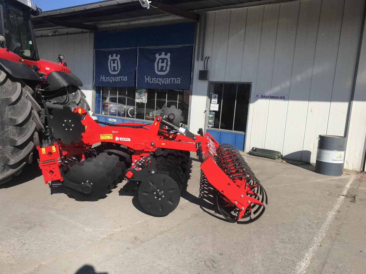 Akpil BISON 3.0 Federflex - Neumaschine - Cover crop: photos 2 Akpil BISON 3.0 Federflex - Neumaschine - Cover crop: photos 2