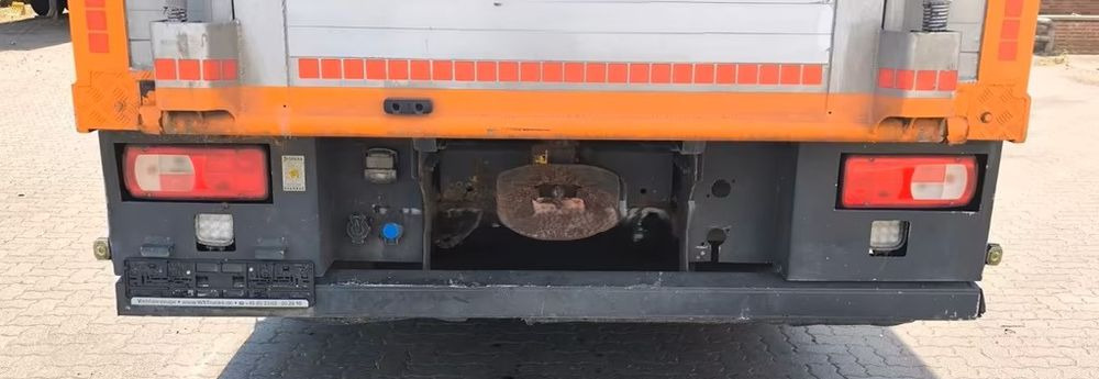 Camion bétaillère DAF CF 400 Menke Einstock | Transport zwierząt jednopoziomowy | 2 kratownice do bydła| Retarder | Euro 6: photos 15 Camion bétaillère DAF CF 400 Menke Einstock | Transport zwierząt jednopoziomowy | 2 kratownice do bydła| Retarder | Euro 6: photos 15