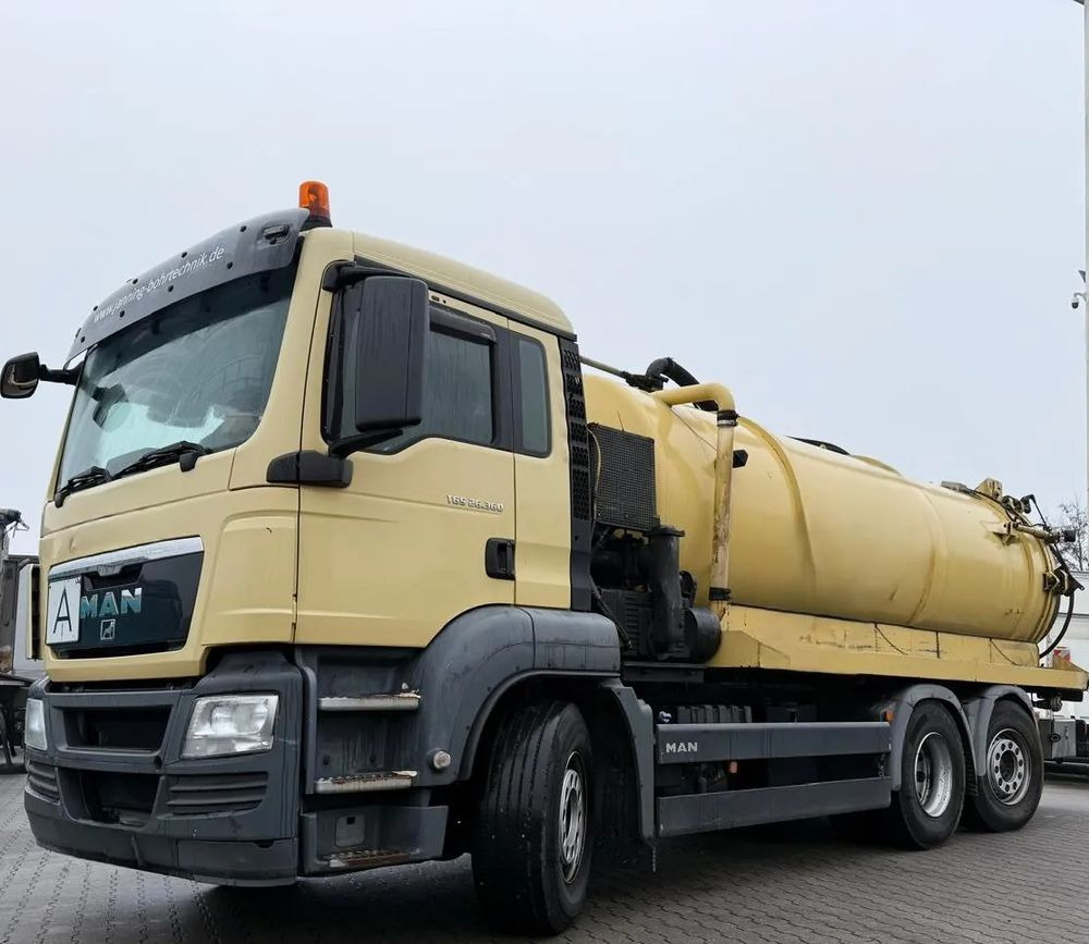 MAN MAN TGS 26.360/6X2/POJAZD KOMUNALNY Z WYWROTEM - Camion hydrocureur: photos 3 MAN MAN TGS 26.360/6X2/POJAZD KOMUNALNY Z WYWROTEM - Camion hydrocureur: photos 3