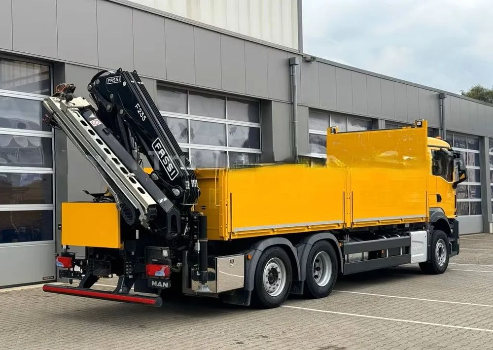 MAN TGS 26.430 6x2-4 – platforma z żurawiem FASSI F235- Euro 6 - Camion grue, Camion plateau: photos 2 MAN TGS 26.430 6x2-4 – platforma z żurawiem FASSI F235- Euro 6 - Camion grue, Camion plateau: photos 2