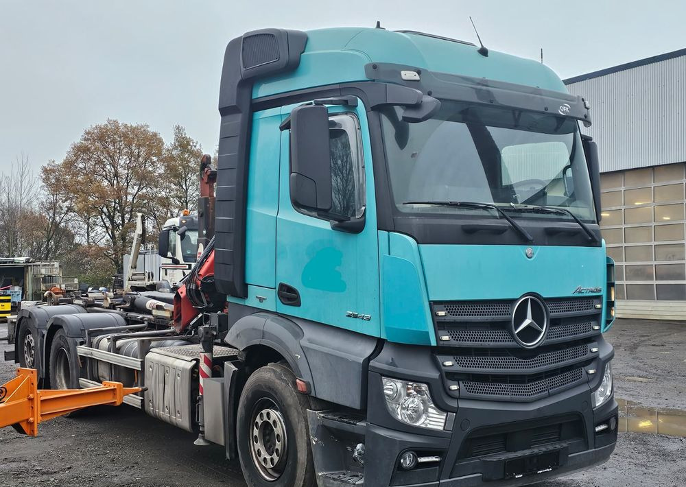 Mercedes-Benz Actros 2543• Euro 6 • 6x2 • HAKOWIEC HYVA 20.53 S • Żuraw FASSI F110M • NOWY Silnik!-Przebieg po wymianie silnika: 124.000 km - Camion ampliroll, Camion grue: photos 4 Mercedes-Benz Actros 2543• Euro 6 • 6x2 • HAKOWIEC HYVA 20.53 S • Żuraw FASSI F110M • NOWY Silnik!-Przebieg po wymianie silnika: 124.000 km - Camion ampliroll, Camion grue: photos 4
