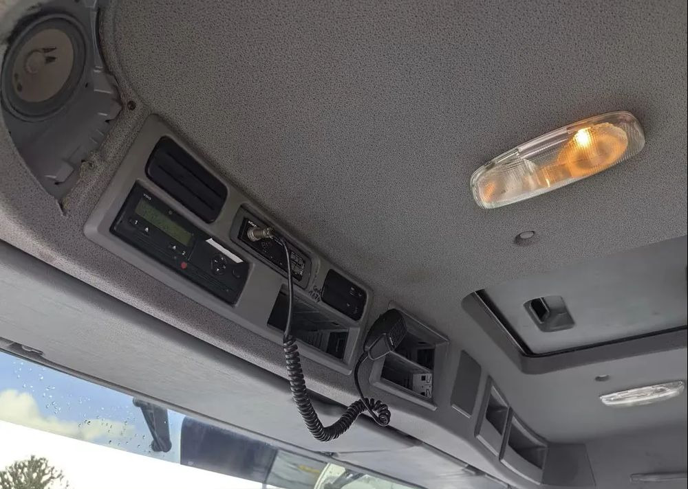 Camion benne Mercedes-Benz Actros 2644 EPS |Wywrotka 3-stronna Meiller Bordmatik | 6x4 | Euro 5 | Plandeka rolowana: photos 11 Camion benne Mercedes-Benz Actros 2644 EPS |Wywrotka 3-stronna Meiller Bordmatik | 6x4 | Euro 5 | Plandeka rolowana: photos 11