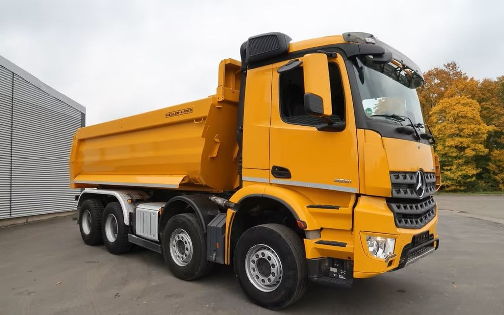 Mercedes-Benz Arocs 3251 8x4 | 510 KM | Euro 6d | Navi | Wywrotka Trójstronna | 215 600 km !! - Camion benne: photos 2 Mercedes-Benz Arocs 3251 8x4 | 510 KM | Euro 6d | Navi | Wywrotka Trójstronna | 215 600 km !! - Camion benne: photos 2